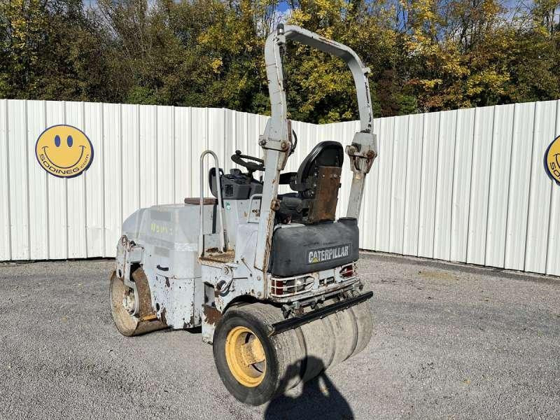 Caterpillar CB225E - Apisonadora de asfalto: foto 4 Caterpillar CB225E - Apisonadora de asfalto: foto 4