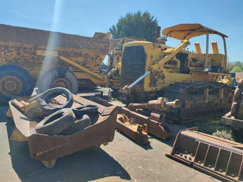 Caterpillar D8K + Porte Engins - Bulldozer: foto 2 Caterpillar D8K + Porte Engins - Bulldozer: foto 2