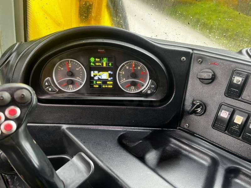 MENZI MUCK M325 - Retroaraña: foto 4 MENZI MUCK M325 - Retroaraña: foto 4