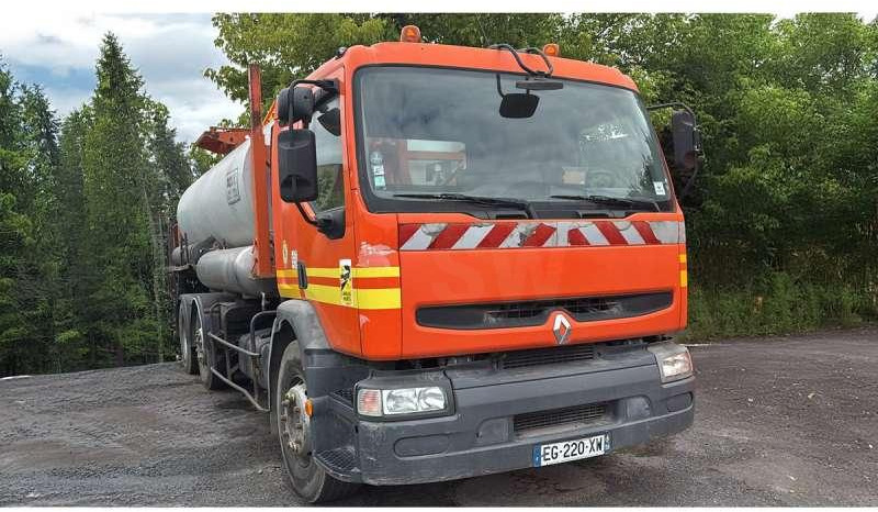 Renault PREMIUM 370-26 AVEC BOUILLE ACMAR - Cisterna de riego asfáltico: foto 2 Renault PREMIUM 370-26 AVEC BOUILLE ACMAR - Cisterna de riego asfáltico: foto 2