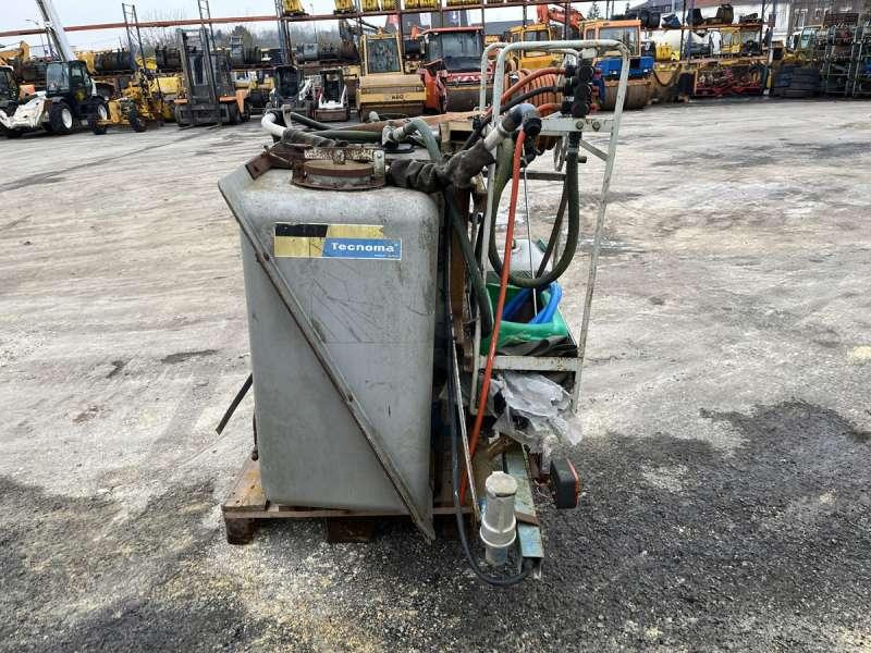 Tecnoma Matériel Agricole CUVE DE TRAITEMENT PHYTO - Pulverizador suspendido: foto 3 Tecnoma Matériel Agricole CUVE DE TRAITEMENT PHYTO - Pulverizador suspendido: foto 3
