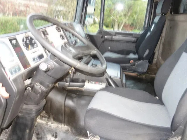 MAN 32-364 CHASSIS 8X4 STEELSPRINGS - Camión chasis: foto 5 MAN 32-364 CHASSIS 8X4 STEELSPRINGS - Camión chasis: foto 5