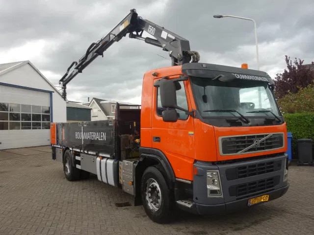 Volvo FM 310 hmf15 ton crane - Camión grúa: foto 5 Volvo FM 310 hmf15 ton crane - Camión grúa: foto 5
