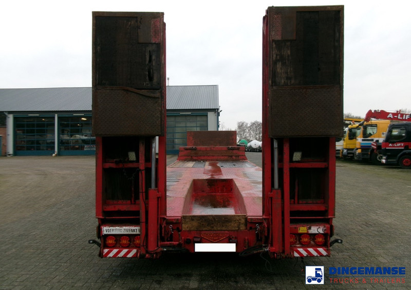 Broshuis 3-axle semi lowbed trailer 45t + ramps - DAMAGED - Semirremolque góndola rebajadas: foto 5 Broshuis 3-axle semi lowbed trailer 45t + ramps - DAMAGED - Semirremolque góndola rebajadas: foto 5