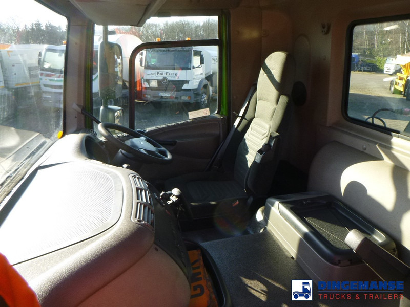 Arrendamiento de DAF CF 75.310 4x2 RHD DAF CF 75.310 4x2 RHD: foto 8
