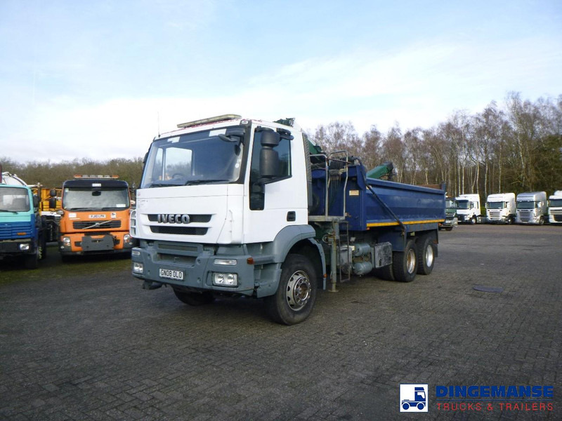 Iveco AD260T33 6X4 RHD tipper + HMF crane - Camión grúa: foto 5 Iveco AD260T33 6X4 RHD tipper + HMF crane - Camión grúa: foto 5