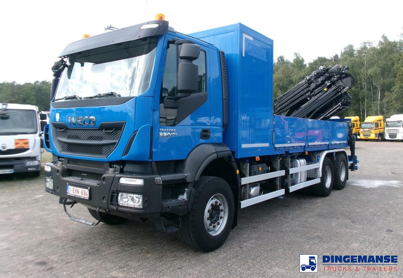 Iveco AD260T33 EEV 6X4 + Hiab 377 E5 Hipro Jib 70 X-4 - Camión grúa: foto 1 Iveco AD260T33 EEV 6X4 + Hiab 377 E5 Hipro Jib 70 X-4 - Camión grúa: foto 1
