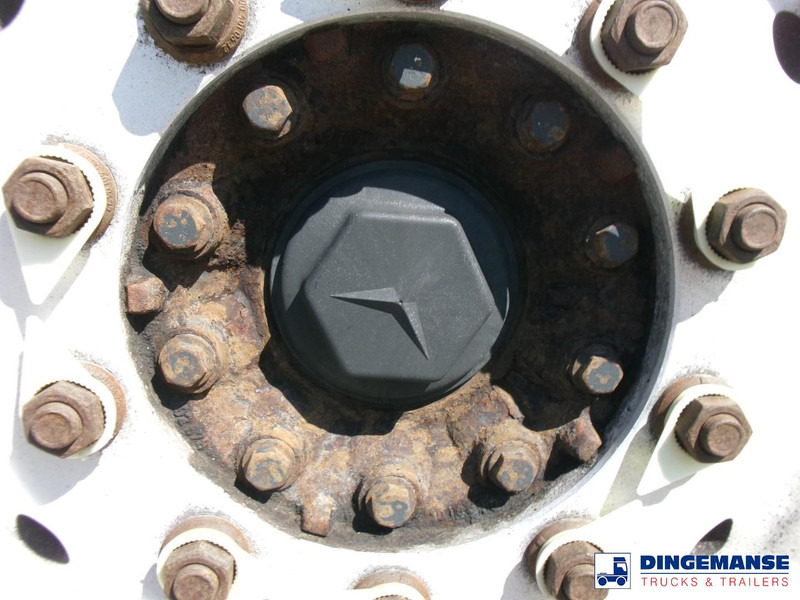 Semirremolque cisterna Lakeland Fuel tank alu 42.8 m3 / 6 comp + pump: foto 14 Semirremolque cisterna Lakeland Fuel tank alu 42.8 m3 / 6 comp + pump: foto 14