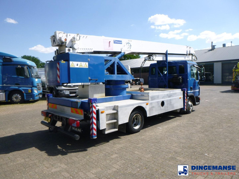 MAN TGL 7.180 4x2 + Klaas K25-30 crane - Camión grúa: foto 4 MAN TGL 7.180 4x2 + Klaas K25-30 crane - Camión grúa: foto 4