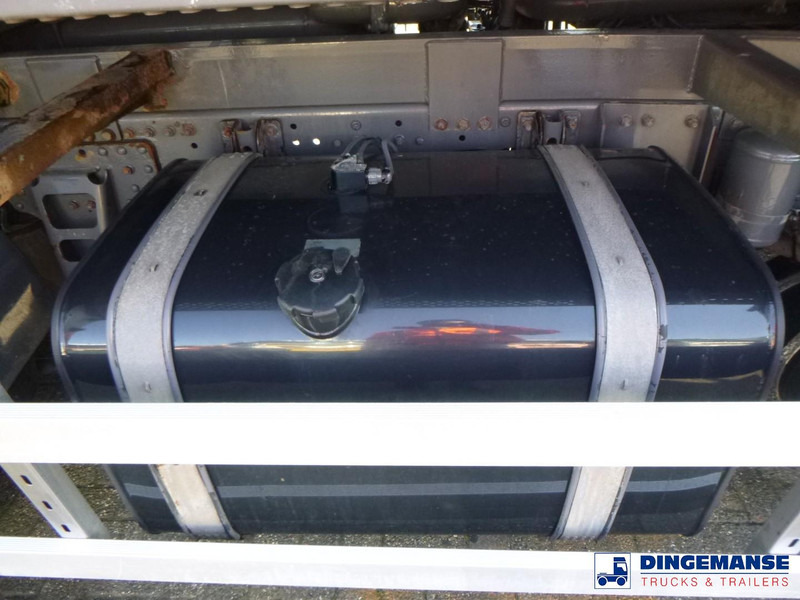 Arrendamiento de MAN TGS 26.320 6X2 RHD fuel tank 20 m3 / 4 comp MAN TGS 26.320 6X2 RHD fuel tank 20 m3 / 4 comp: foto 15 Arrendamiento de MAN TGS 26.320 6X2 RHD fuel tank 20 m3 / 4 comp MAN TGS 26.320 6X2 RHD fuel tank 20 m3 / 4 comp: foto 15