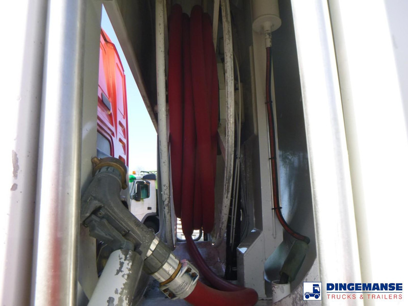 Arrendamiento de MAN TGS 26.320 6X2 RHD fuel tank 20 m3 / 4 comp MAN TGS 26.320 6X2 RHD fuel tank 20 m3 / 4 comp: foto 10 Arrendamiento de MAN TGS 26.320 6X2 RHD fuel tank 20 m3 / 4 comp MAN TGS 26.320 6X2 RHD fuel tank 20 m3 / 4 comp: foto 10