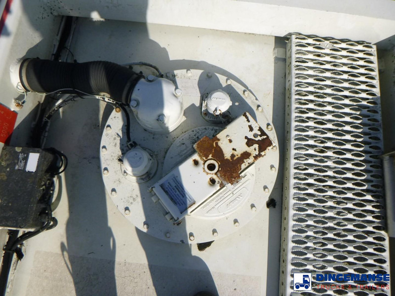 Arrendamiento de MAN TGS 26.320 6X2 RHD fuel tank 20 m3 / 4 comp MAN TGS 26.320 6X2 RHD fuel tank 20 m3 / 4 comp: foto 17 Arrendamiento de MAN TGS 26.320 6X2 RHD fuel tank 20 m3 / 4 comp MAN TGS 26.320 6X2 RHD fuel tank 20 m3 / 4 comp: foto 17