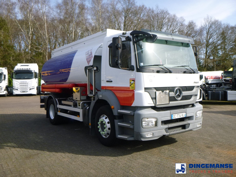 Mercedes-Benz Axor 1823 4x2 fuel tank 14.2 m3 / 4 comp - Camión cisterna: foto 2 Mercedes-Benz Axor 1823 4x2 fuel tank 14.2 m3 / 4 comp - Camión cisterna: foto 2