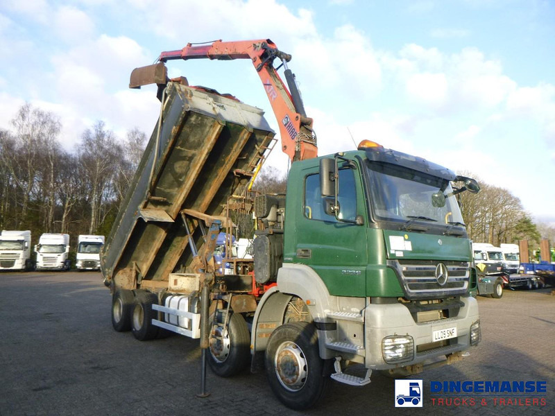 Mercedes-Benz Axor 3236 8x4 RHD tipper + Hiab 1283 DK-2 Duo - Camión grúa: foto 2 Mercedes-Benz Axor 3236 8x4 RHD tipper + Hiab 1283 DK-2 Duo - Camión grúa: foto 2