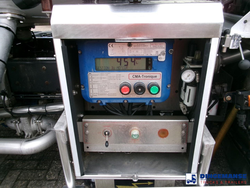 Arrendamiento de Renault Midlum 280 Dxi 4x2 fuel tank 11.3 m3 / 3 comp Renault Midlum 280 Dxi 4x2 fuel tank 11.3 m3 / 3 comp: foto 10 Arrendamiento de Renault Midlum 280 Dxi 4x2 fuel tank 11.3 m3 / 3 comp Renault Midlum 280 Dxi 4x2 fuel tank 11.3 m3 / 3 comp: foto 10