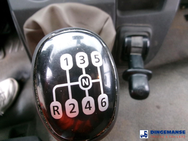 Arrendamiento de Renault Midlum 280 Dxi 4x2 fuel tank 11.3 m3 / 3 comp Renault Midlum 280 Dxi 4x2 fuel tank 11.3 m3 / 3 comp: foto 19 Arrendamiento de Renault Midlum 280 Dxi 4x2 fuel tank 11.3 m3 / 3 comp Renault Midlum 280 Dxi 4x2 fuel tank 11.3 m3 / 3 comp: foto 19