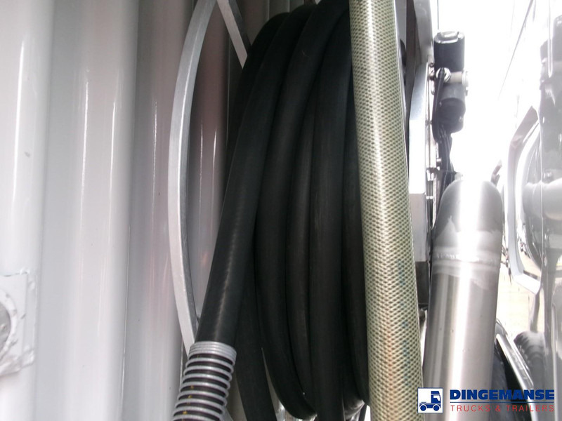 Arrendamiento de Renault Midlum 280 Dxi 4x2 fuel tank 11.3 m3 / 3 comp Renault Midlum 280 Dxi 4x2 fuel tank 11.3 m3 / 3 comp: foto 11 Arrendamiento de Renault Midlum 280 Dxi 4x2 fuel tank 11.3 m3 / 3 comp Renault Midlum 280 Dxi 4x2 fuel tank 11.3 m3 / 3 comp: foto 11