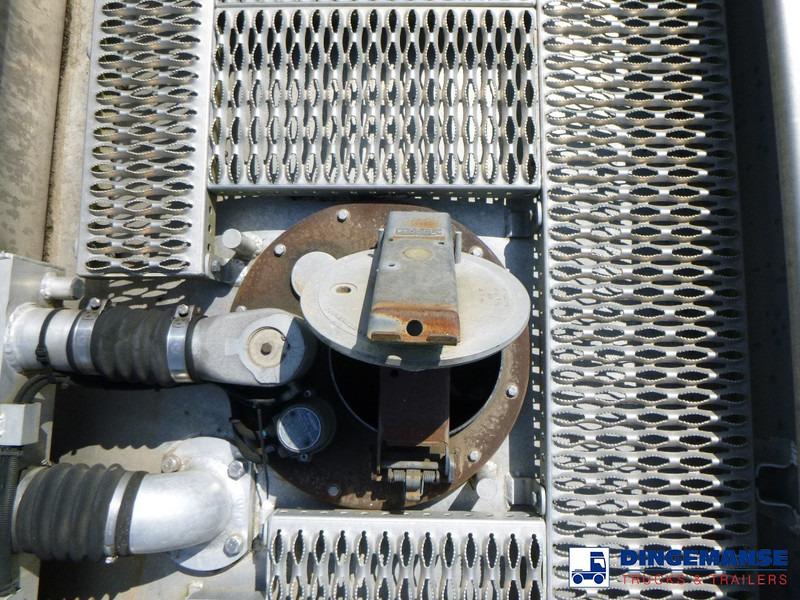Camión cisterna Renault Premium 280 dxi 4x2 fuel tank 13.6 m3 / 4 comp: foto 8