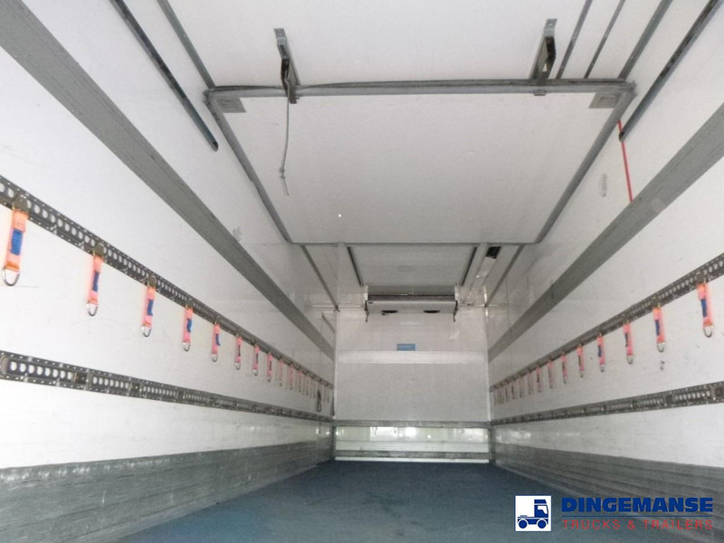 Camión frigorífico Renault Premium 370 dxi 6x2 RHD Carrier Supra 950 MT frigo: foto 12