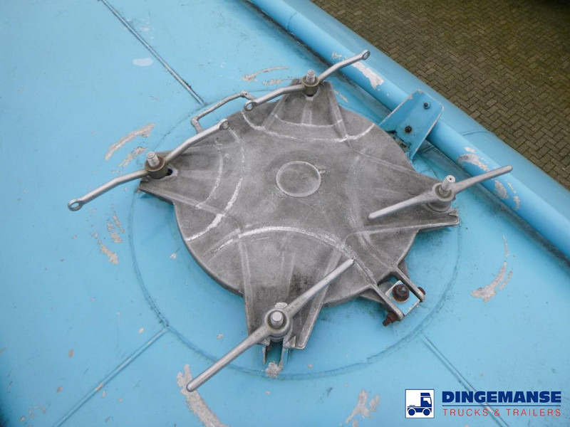 Semirremolque cisterna SPITZER Powder tank alu 63 m3 (tipping): foto 19 Semirremolque cisterna SPITZER Powder tank alu 63 m3 (tipping): foto 19