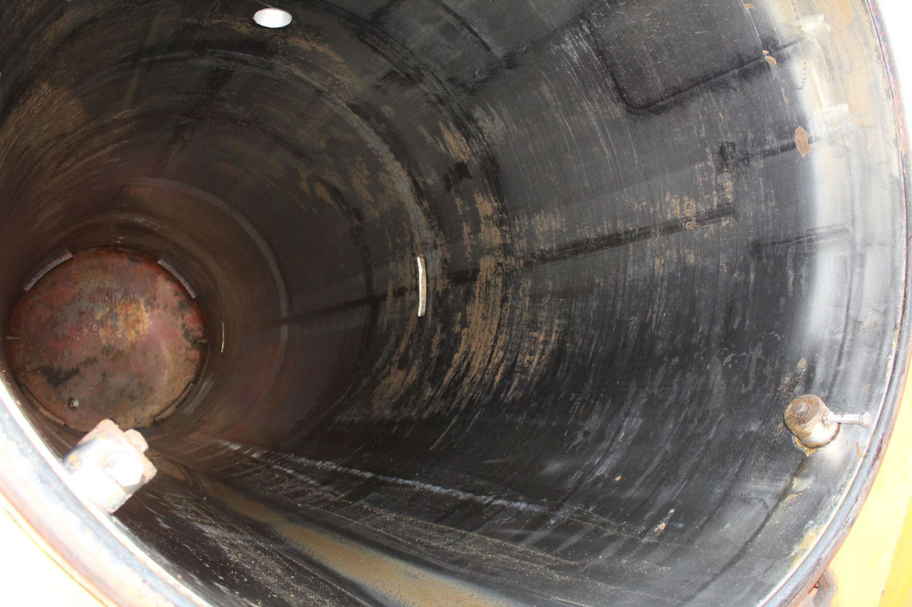 Arrendamiento de MAN FE 32.410 A 8x2 Assmann 17m³ HD-Spül-KOMBI V2A MAN FE 32.410 A 8x2 Assmann 17m³ HD-Spül-KOMBI V2A: foto 13 Arrendamiento de MAN FE 32.410 A 8x2 Assmann 17m³ HD-Spül-KOMBI V2A MAN FE 32.410 A 8x2 Assmann 17m³ HD-Spül-KOMBI V2A: foto 13