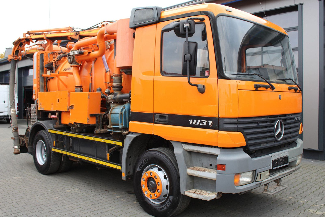 Limpieza de alcantarillado Mercedes-Benz Actros 1831 4x2 Hellmers 6,5m³ V2A INOX Kipper: foto 9 Limpieza de alcantarillado Mercedes-Benz Actros 1831 4x2 Hellmers 6,5m³ V2A INOX Kipper: foto 9