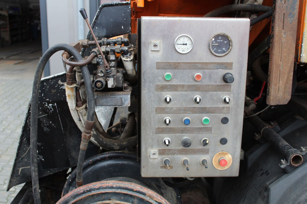 Limpieza de alcantarillado Mercedes-Benz Actros 1831 4x2 Hellmers 6,5m³ V2A INOX Kipper: foto 14 Limpieza de alcantarillado Mercedes-Benz Actros 1831 4x2 Hellmers 6,5m³ V2A INOX Kipper: foto 14