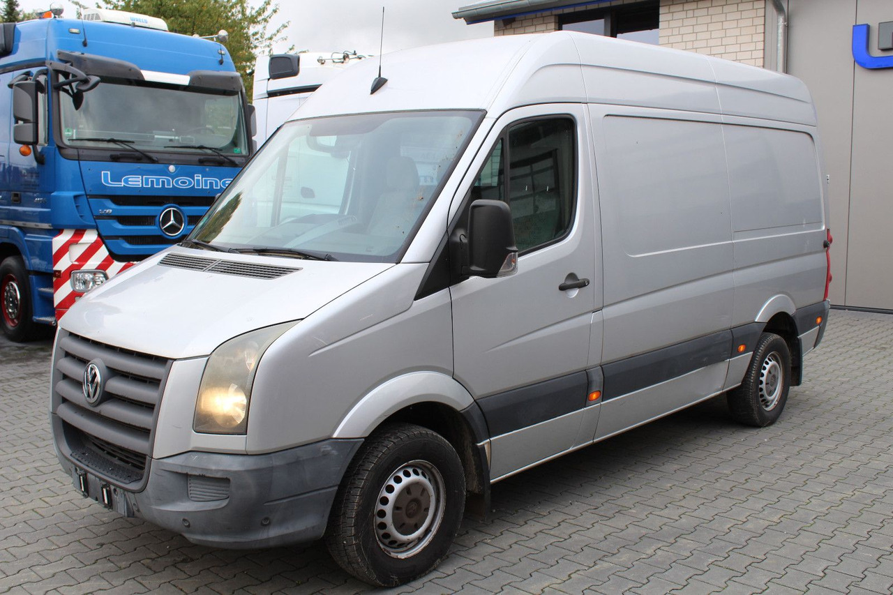 Volkswagen Crafter 2.5 TDI Kasten 3,5 t + AHK, Klima, - Furgón: foto 2 Volkswagen Crafter 2.5 TDI Kasten 3,5 t + AHK, Klima, - Furgón: foto 2