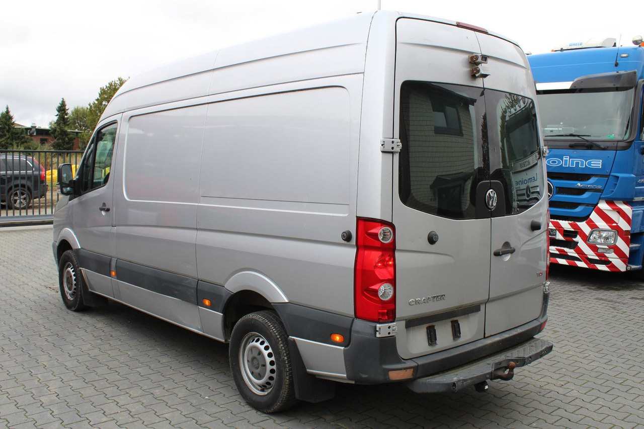 Volkswagen Crafter 2.5 TDI Kasten 3,5 t + AHK, Klima, - Furgón: foto 4 Volkswagen Crafter 2.5 TDI Kasten 3,5 t + AHK, Klima, - Furgón: foto 4