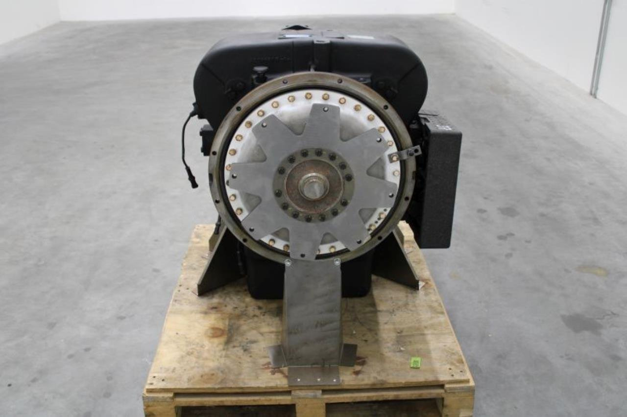 Dana 15.7TE 32418-81 - Transmisión para Equipo de manutención: foto 4 Dana 15.7TE 32418-81 - Transmisión para Equipo de manutención: foto 4