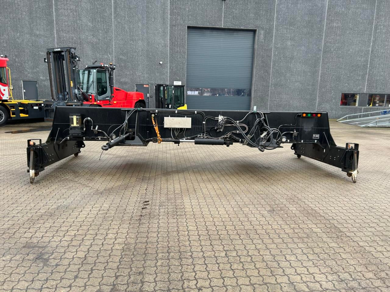 ELME 20" - Implemento: foto 1 ELME 20" - Implemento: foto 1