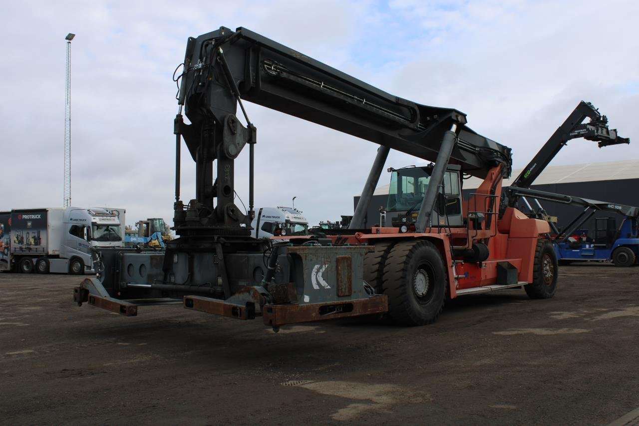 Kalmar DRF450-75S6XS - Reach stacker: foto 2 Kalmar DRF450-75S6XS - Reach stacker: foto 2