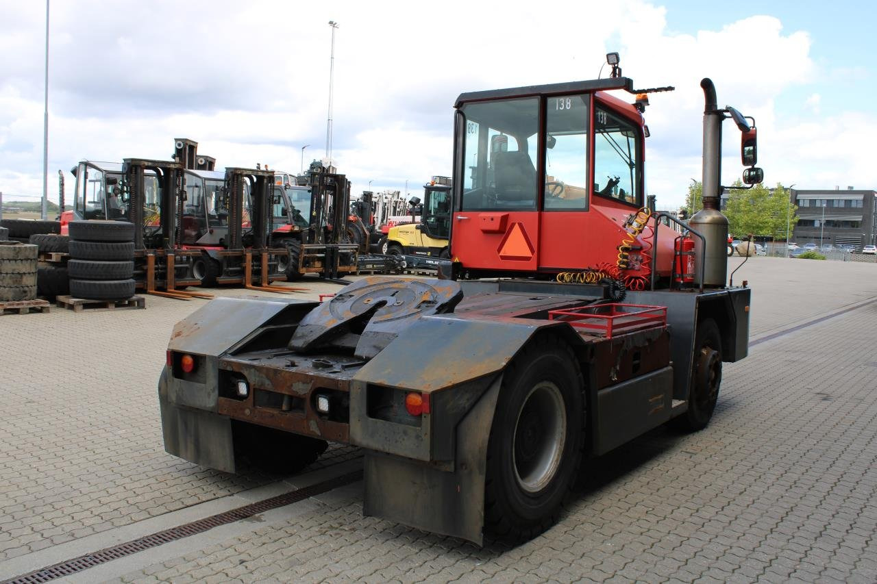 Kalmar TT618I - Tractor industrial: foto 3 Kalmar TT618I - Tractor industrial: foto 3