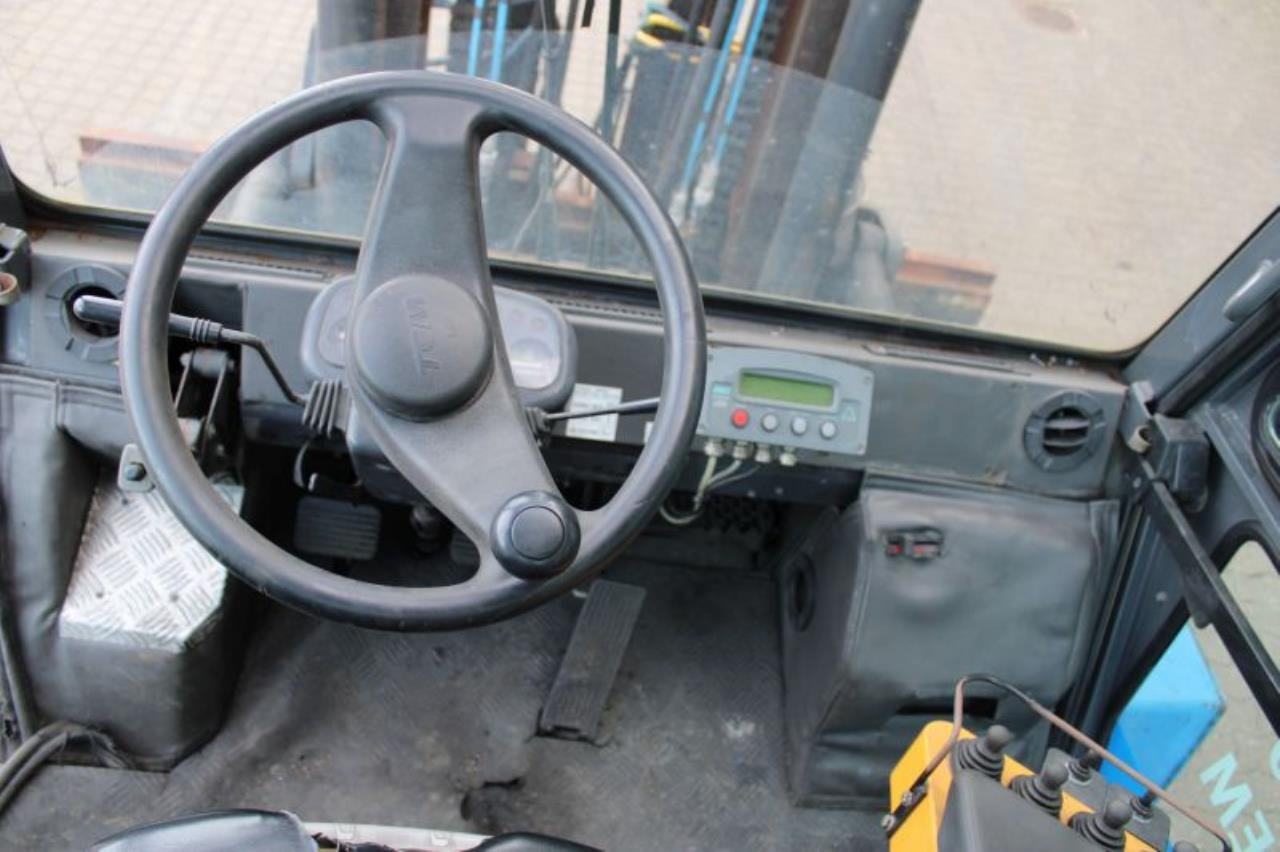 TCM FD80 - Carretilla elevadora diésel: foto 4 TCM FD80 - Carretilla elevadora diésel: foto 4