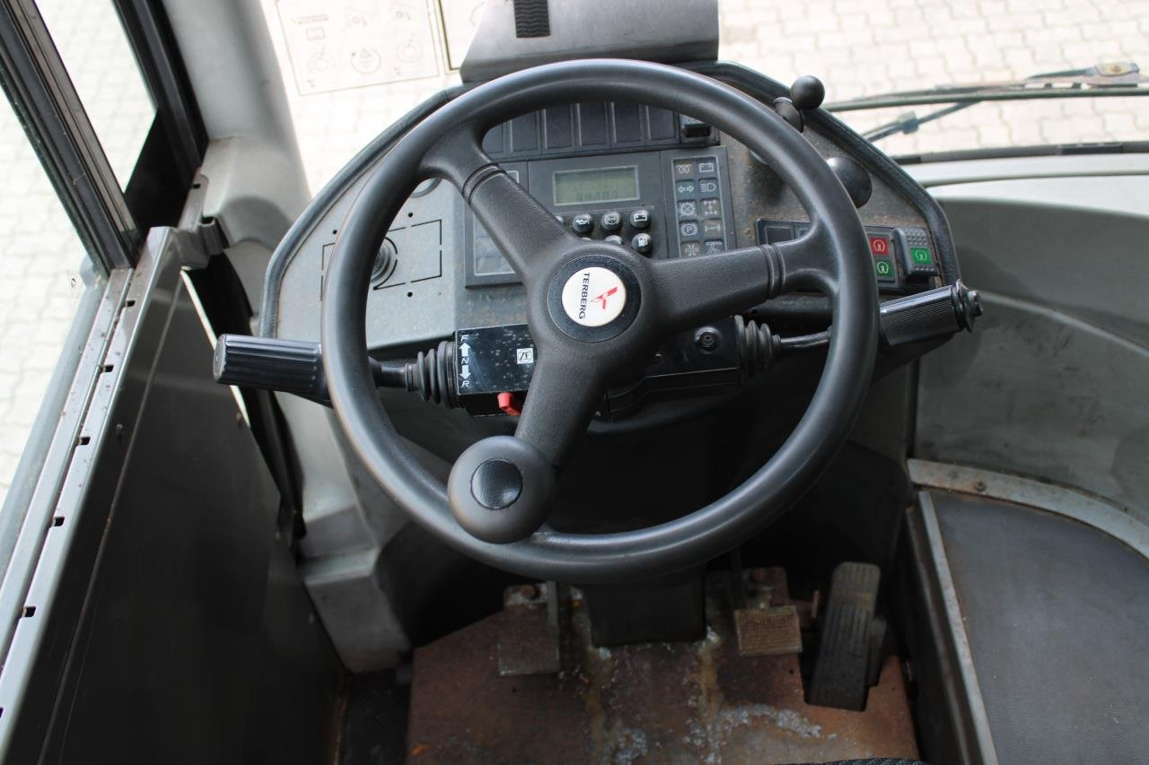 Terberg RT222 - Tractor industrial: foto 4 Terberg RT222 - Tractor industrial: foto 4