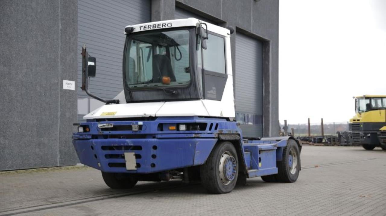 Terberg RT222 - Tractor industrial: foto 2 Terberg RT222 - Tractor industrial: foto 2