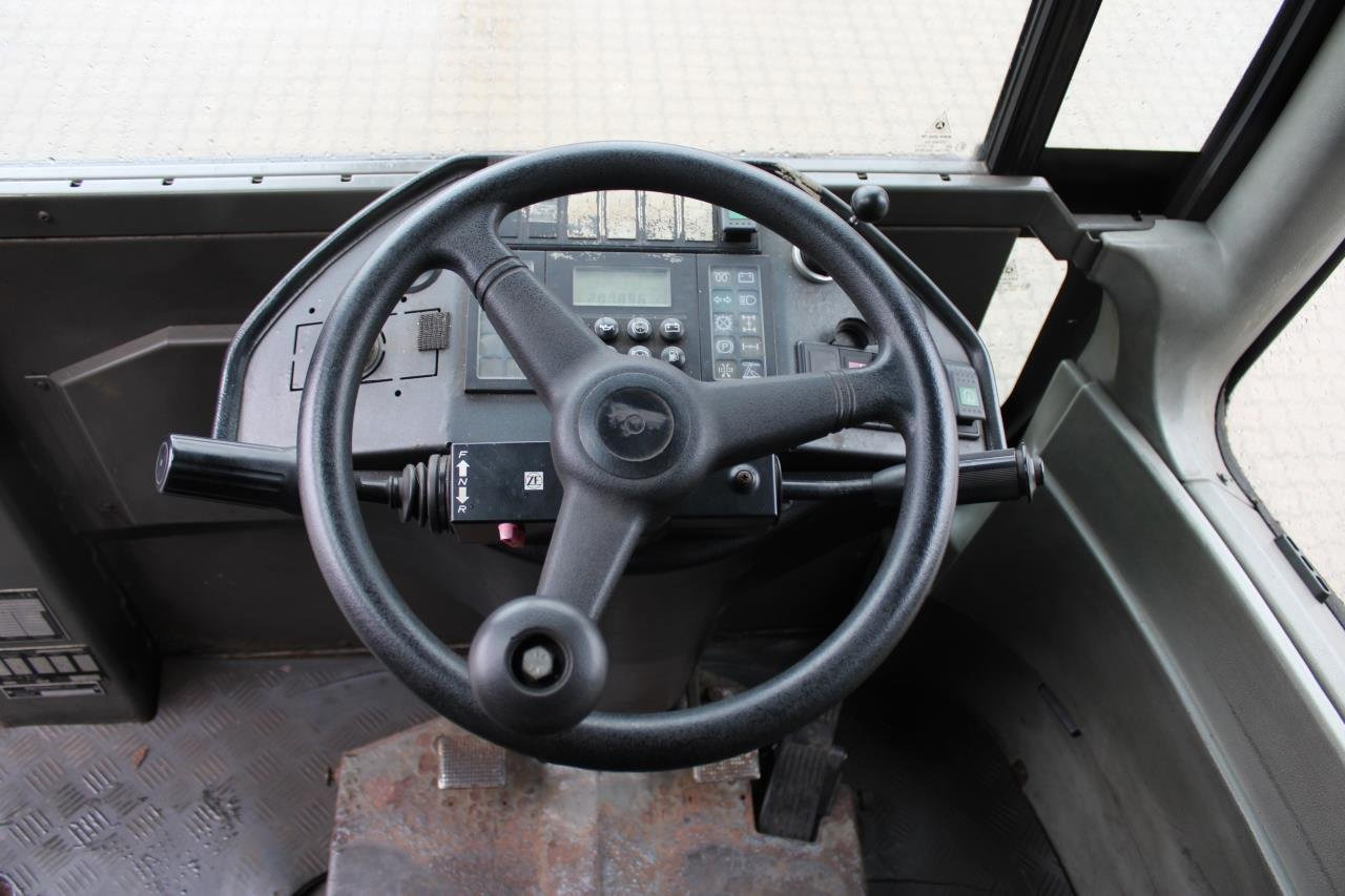 Terberg RT222 - Tractor industrial: foto 4 Terberg RT222 - Tractor industrial: foto 4