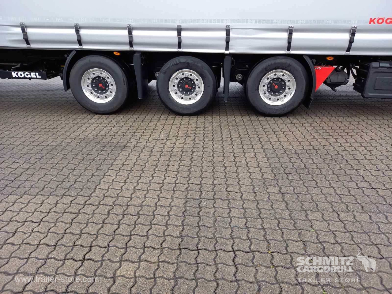 KOEGEL Auflieger Curtainsider Mega - Semirremolque lona: foto 5 KOEGEL Auflieger Curtainsider Mega - Semirremolque lona: foto 5