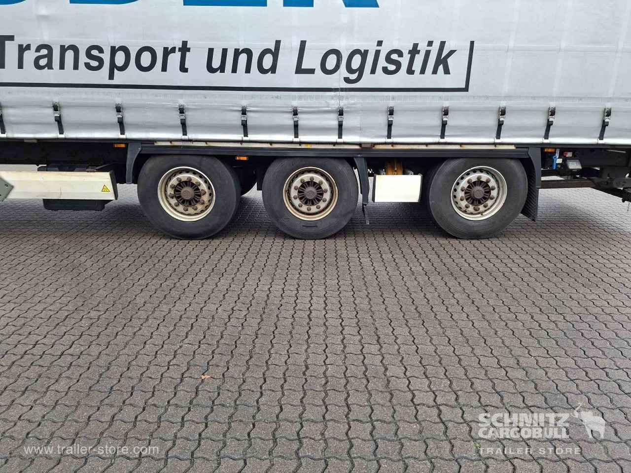 KRONE Auflieger Curtainsider Standard Forklift holder - Semirremolque lona: foto 2 KRONE Auflieger Curtainsider Standard Forklift holder - Semirremolque lona: foto 2