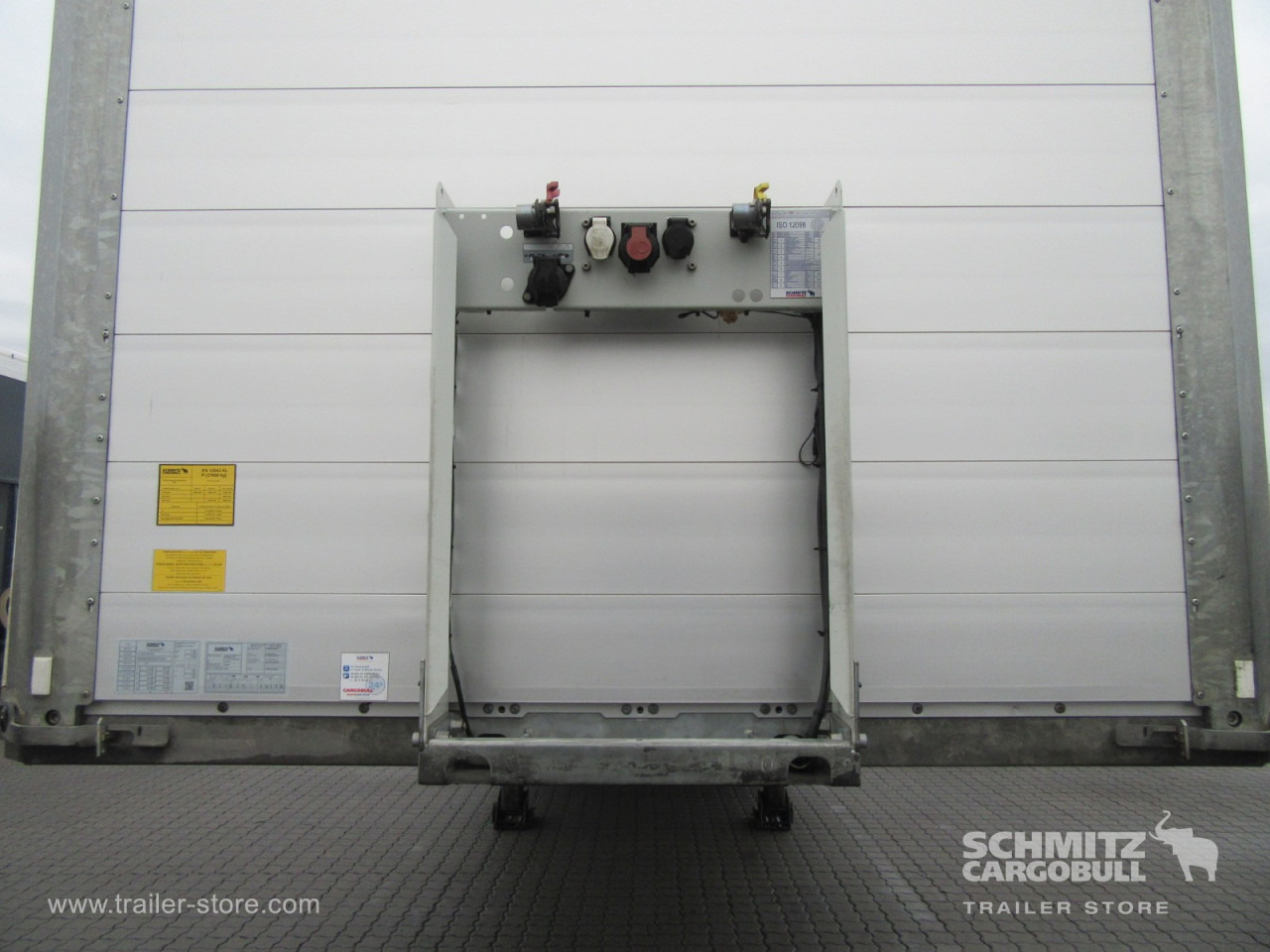SCHMITZ Auflieger Curtainsider Standard - Semirremolque lona: foto 5 SCHMITZ Auflieger Curtainsider Standard - Semirremolque lona: foto 5
