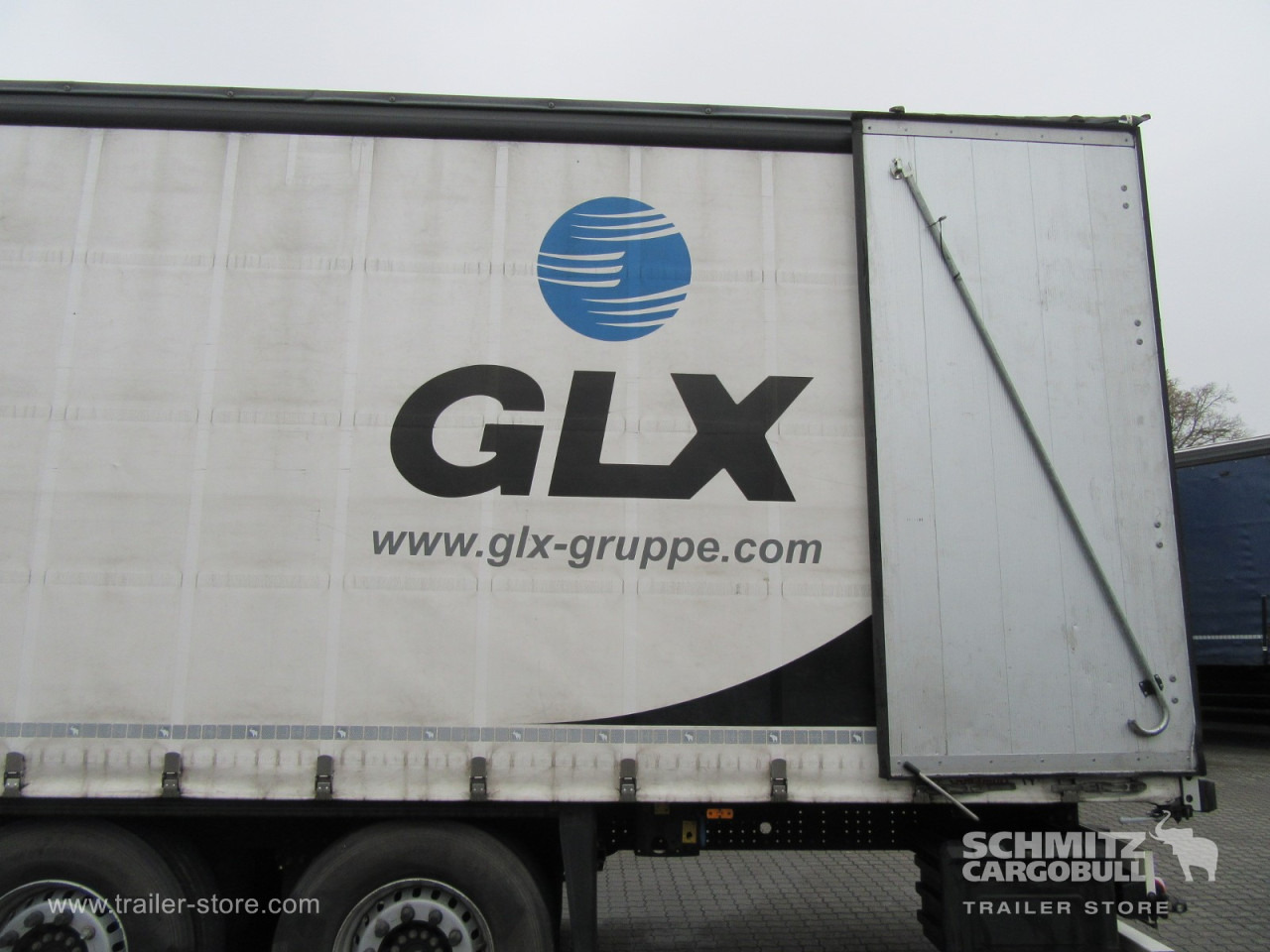 SCHMITZ Auflieger Curtainsider Standard - Semirremolque lona: foto 4 SCHMITZ Auflieger Curtainsider Standard - Semirremolque lona: foto 4