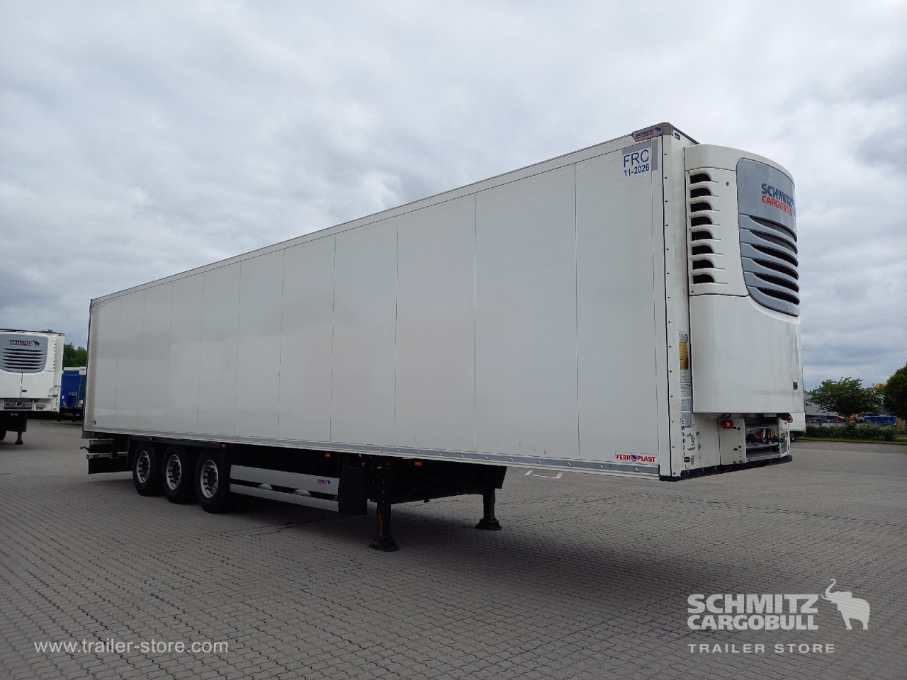SCHMITZ Auflieger Tiefkühler Standard - Semirremolque isotérmico: foto 1 SCHMITZ Auflieger Tiefkühler Standard - Semirremolque isotérmico: foto 1