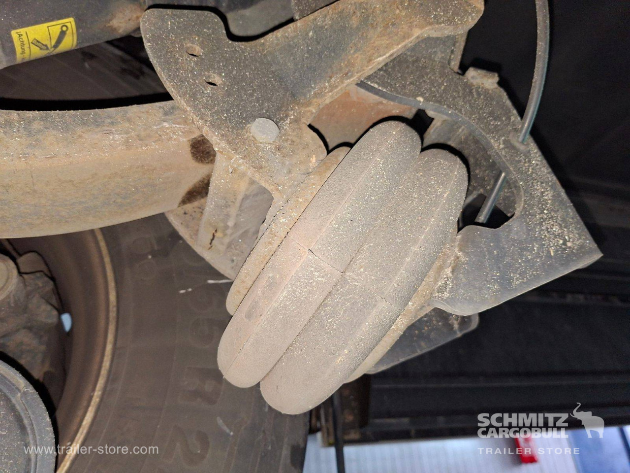 SCHMITZ Auflieger Tiefkühler Standard Double deck - Semirremolque isotérmico: foto 3 SCHMITZ Auflieger Tiefkühler Standard Double deck - Semirremolque isotérmico: foto 3