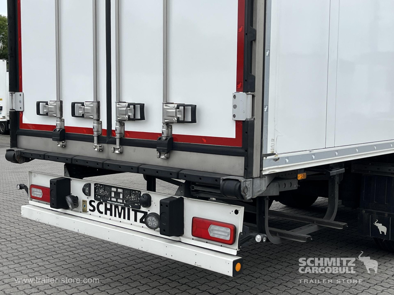 SCHMITZ Auflieger Tiefkühler Standard Double deck - Semirremolque isotérmico: foto 4 SCHMITZ Auflieger Tiefkühler Standard Double deck - Semirremolque isotérmico: foto 4