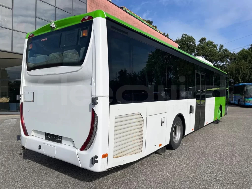 N.1 IVECO CROSSWAY LE – Anno 2014 - Autobús suburbano: foto 4 N.1 IVECO CROSSWAY LE – Anno 2014 - Autobús suburbano: foto 4