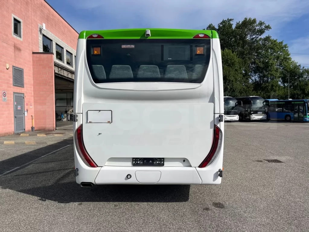 N.1 IVECO CROSSWAY LE – Anno 2014 - Autobús suburbano: foto 3 N.1 IVECO CROSSWAY LE – Anno 2014 - Autobús suburbano: foto 3