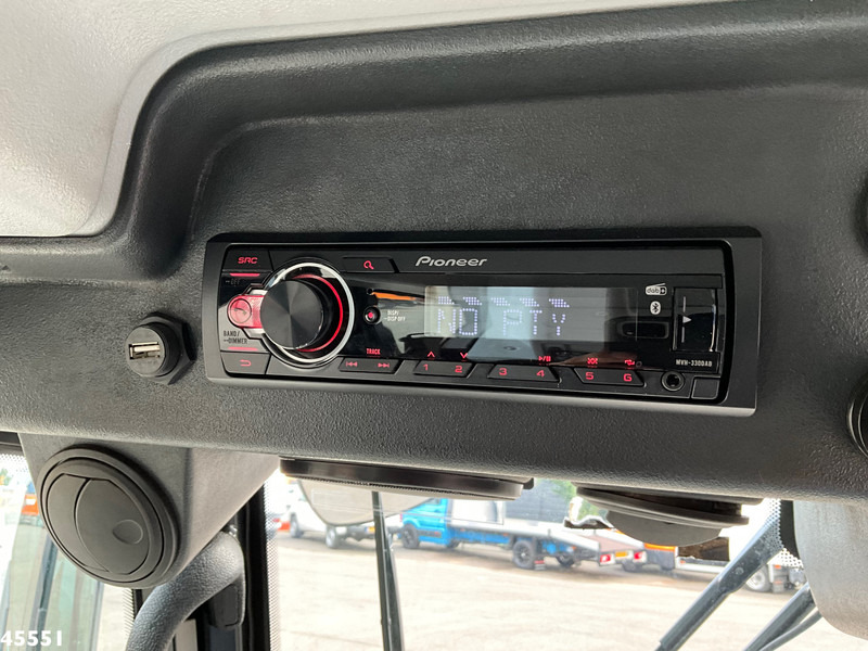 Barredora vial Bucher Citycat 2020 with 3-rd brush: foto 17