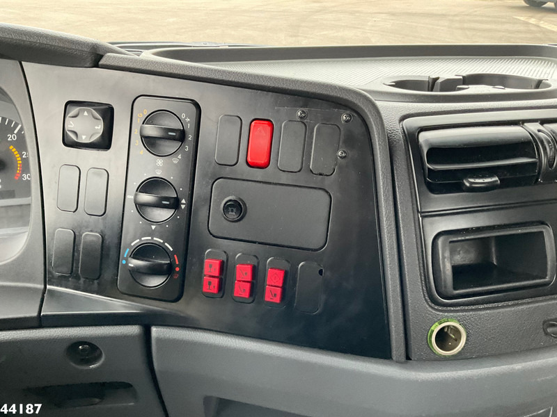 Camión Mercedes-Benz Atego 815 Wumag Elevant 17 meter hoogwerker Just 39.048 km!: foto 12 Camión Mercedes-Benz Atego 815 Wumag Elevant 17 meter hoogwerker Just 39.048 km!: foto 12