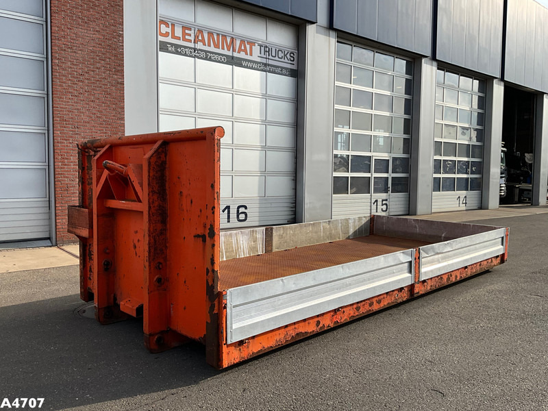 Container flatbed met zijborden - Camión portacontenedore/ Intercambiable: foto 1 Container flatbed met zijborden - Camión portacontenedore/ Intercambiable: foto 1