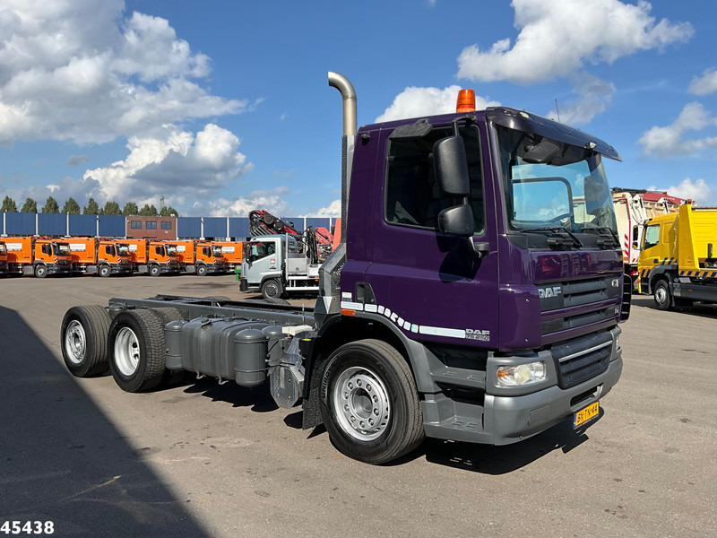 DAF FAN 75 CF 250 Chassis cabine with PTO Just 143.864 km! - Camión chasis: foto 5 DAF FAN 75 CF 250 Chassis cabine with PTO Just 143.864 km! - Camión chasis: foto 5